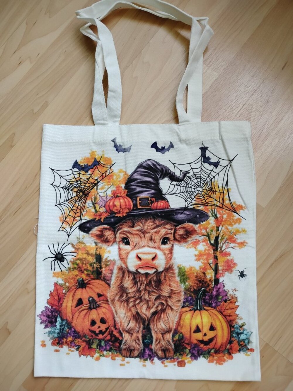 NWT White tote bag baby Highland cow Halloween fall